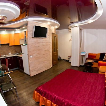 Затишна Квартирка Aparthotel Krementsjuk Eksteriør bilde